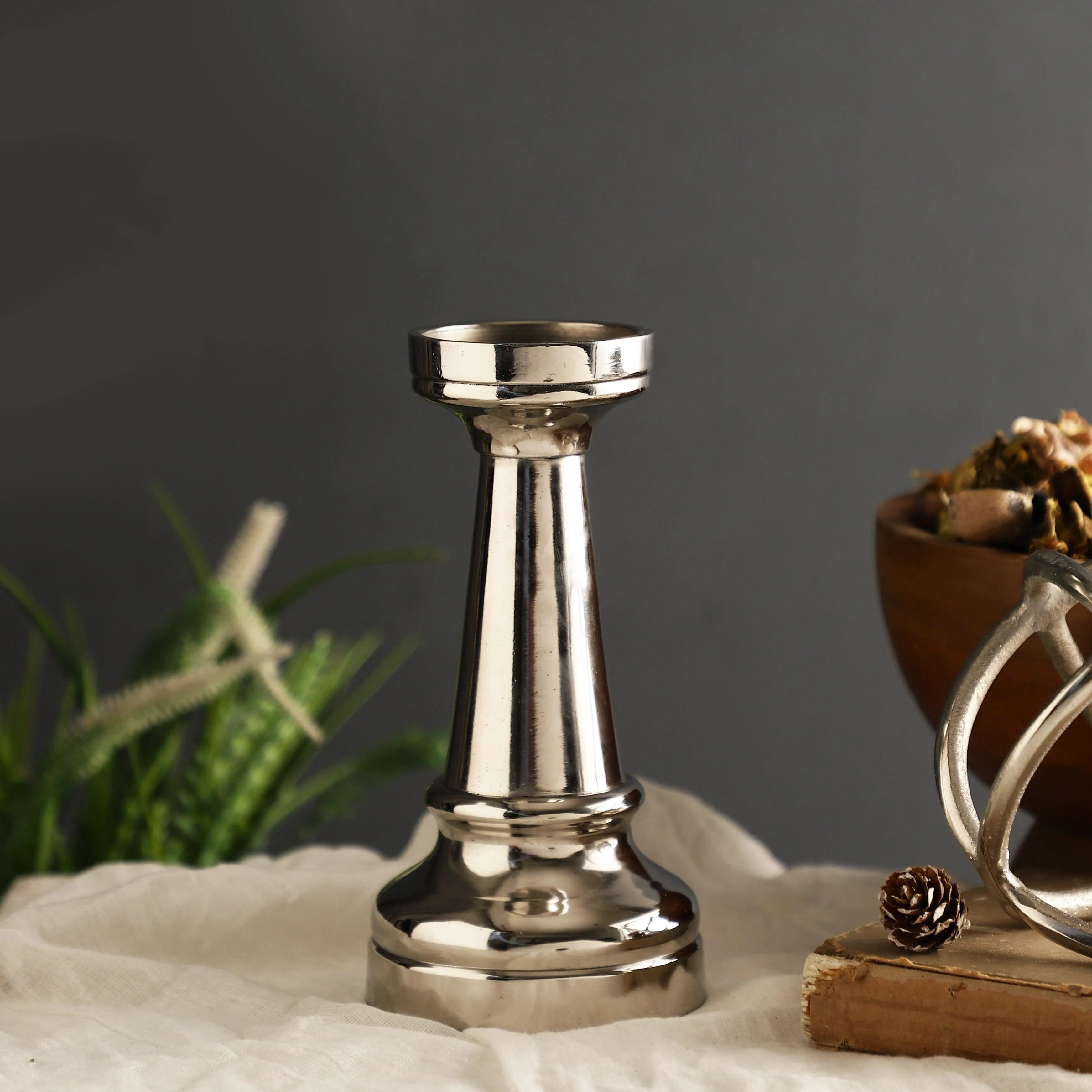 Decorative Aluminium Chess Rook Showpiece For Home Decor & Gifting