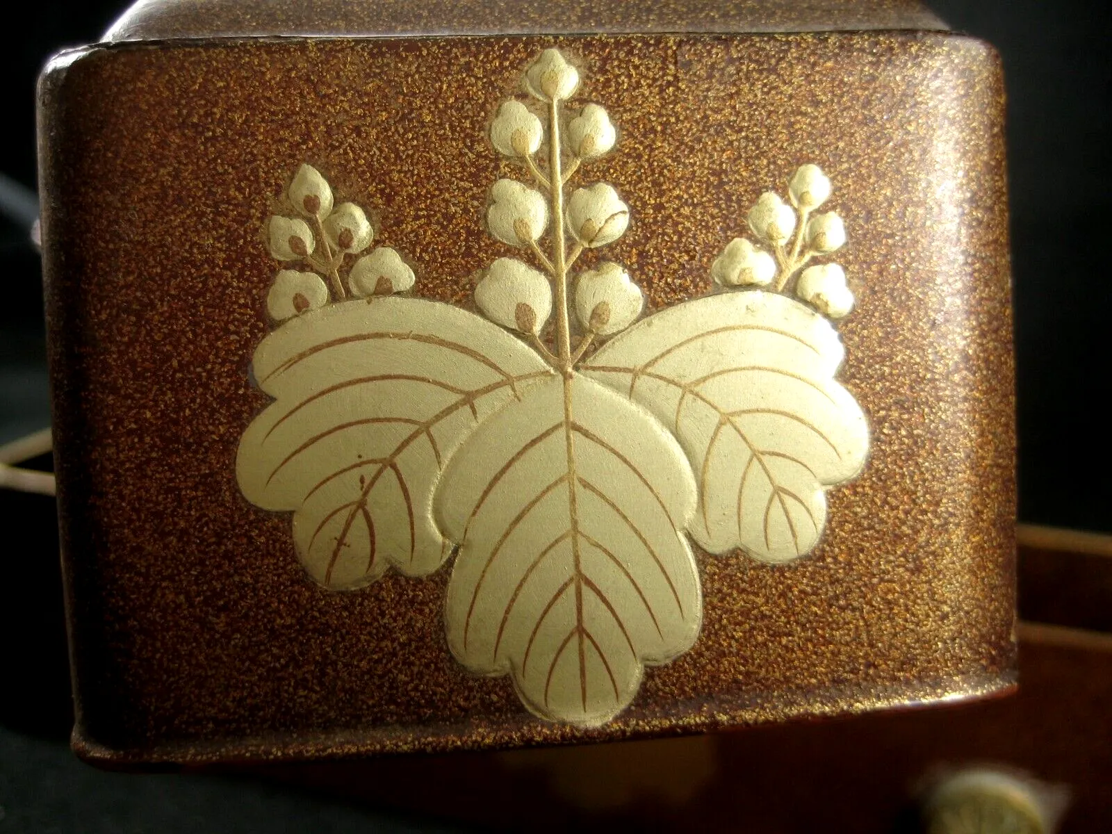 Rare Antique Japanese Edo Era (C1750) Samurai Dagger Box Family Crests Lacquer