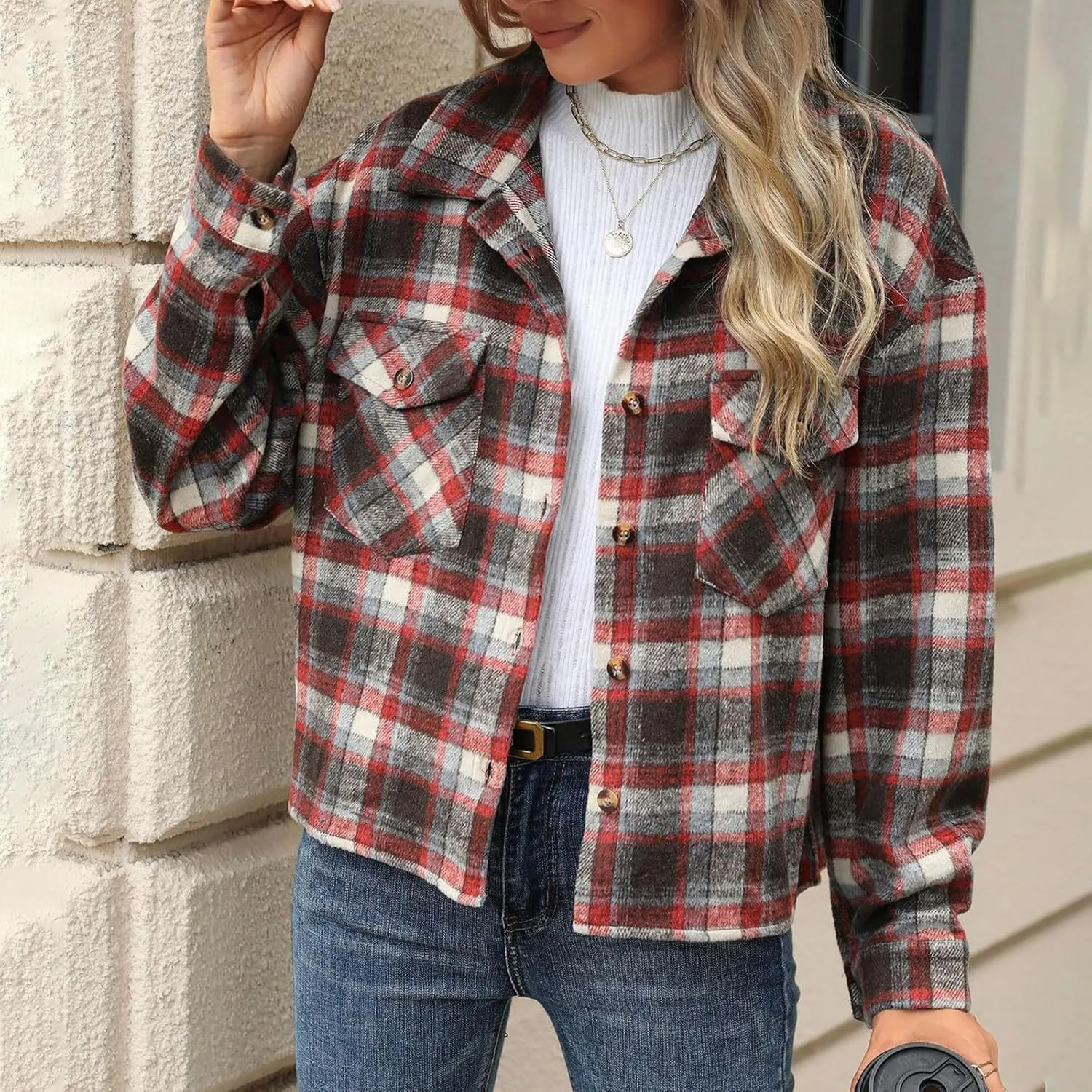 Women's Flannel Jacket Shirts Plaid Button Down Casual Coats 2024 Trendy Fleece Lined Fall Outerwear with Pockets