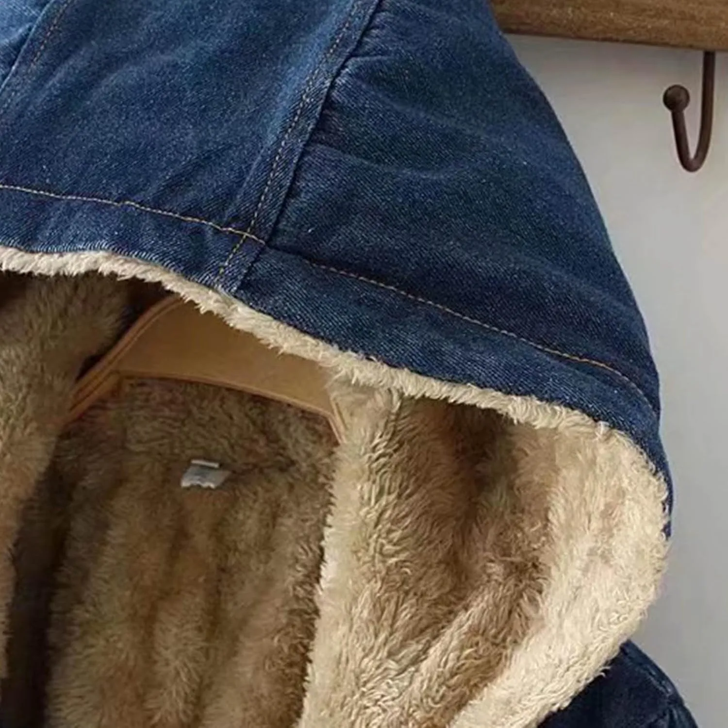 Womens Fleece Lined Denim Jacket Oversized Winter Coats Thicken Vintage Sherpa Jackets Parka Jeans Jacket with Pockets